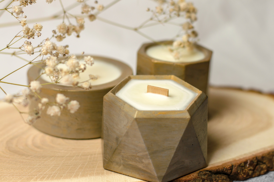 https://goodxtop.com/cozy-glow-the-perfect-candle-for-creating-warmth-and-comfort.html