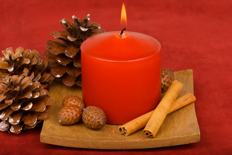 https://goodxtop.com/best-christmas-candles-to-brighten-your-holiday-season-shop-at-candle-light.html